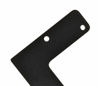 Möbelfüße LUZERN in Schwarz aus 25 × 25 mm Vierkantprofil, Nahaufnahme von Standfläche, Profil und sauberer Verarbeitung
